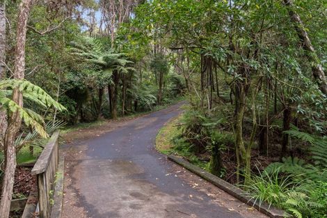 Photo of property in 140 Shaw Road, Oratia, Auckland, 0604