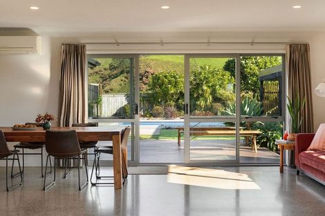 Photo of property in 190 Ballintoy Park Drive, Welcome Bay, Tauranga, 3175