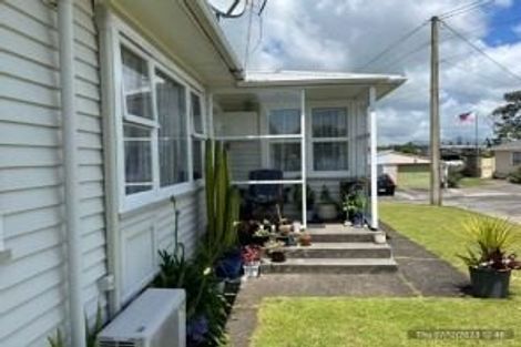 Photo of property in 7a Blenheim Place, Vogeltown, New Plymouth, 4310