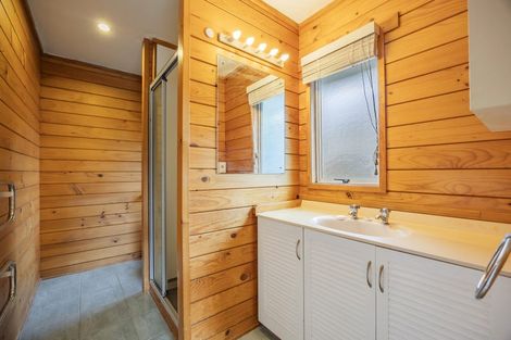 Photo of property in 93 Wiseley Road, West Harbour, Auckland, 0618