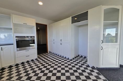 Photo of property in 16 Gibson Street, Ross, 7812