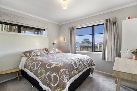 Photo of property in 264a Sunset Road, Windsor Park, Auckland, 0632