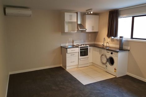 Photo of property in 54 Kaikoura Street, Maupuia, Wellington, 6022