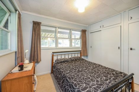 Photo of property in 127 Konini Road, Titirangi, Auckland, 0604