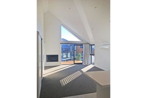 Photo of property in 8 Falconer Rise, Jacks Point, Queenstown, 9371