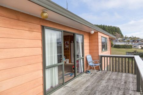 Photo of property in 10 Rowena Crescent, Motuoapa, Turangi, 3382