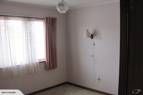 Photo of property in 14 Rogan Street, Mount Roskill, Auckland, 1041