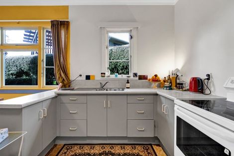 Photo of property in 92 Mill Road, Lower Vogeltown, New Plymouth, 4310