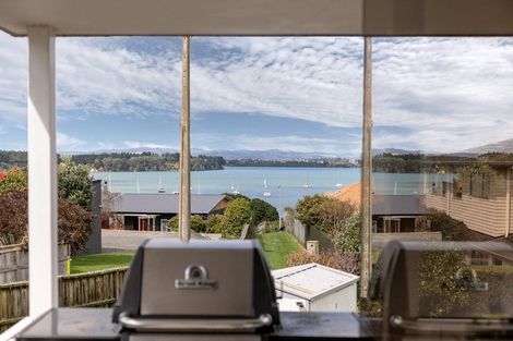 Photo of property in 103 Harbour View Road, Omokoroa, 3114