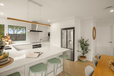Photo of property in 2 Aldermen Avenue, Papamoa Beach, Papamoa, 3118