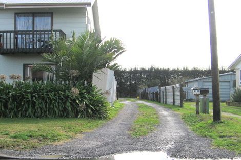 Photo of property in 2/1316 Jubilee Street, Mayfair, Hastings, 4122