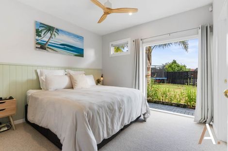 Photo of property in 13 Ross Martin Court, Conifer Grove, Takanini, 2112