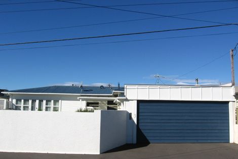 Photo of property in 3 Harbour Park Terrace, Khandallah, Wellington, 6035