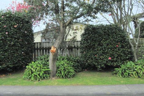 Photo of property in 10 Hussey Street, Oakura, 4314