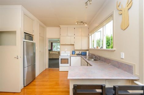 Photo of property in 15 Maunder Street, Marton, 4710