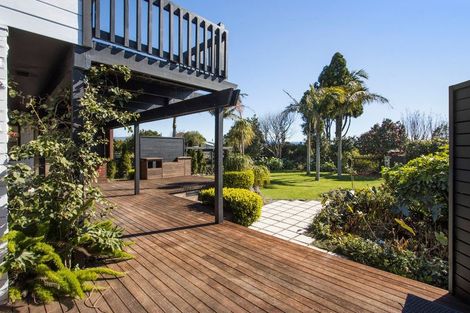 Photo of property in 32 Vivian Drive, Omokoroa, 3114