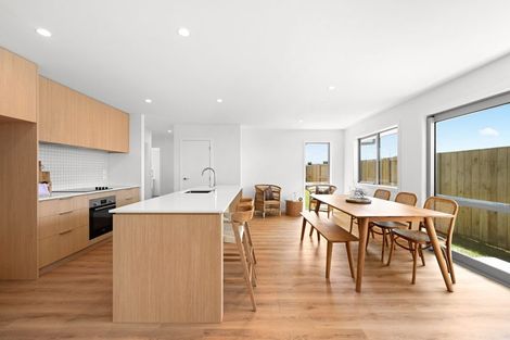 Photo of property in 3 One Haruru Street, Cambridge, 3493