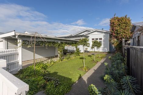 Photo of property in 80 Vigor Brown Street, Napier South, Napier, 4110