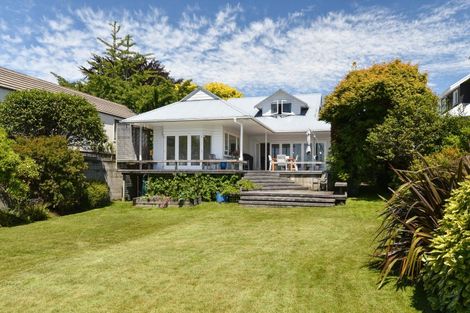Photo of property in 133 Koutu Road, Kawaha Point, Rotorua, 3010
