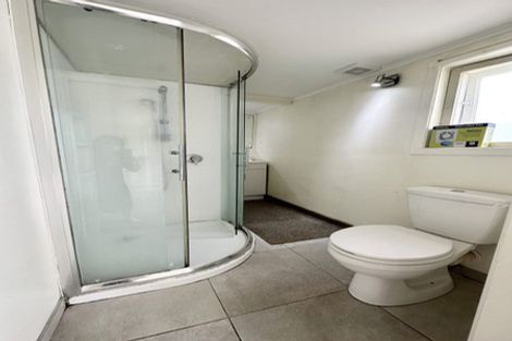 Photo of property in 86 Marlborough Avenue, Glenfield, Auckland, 0629