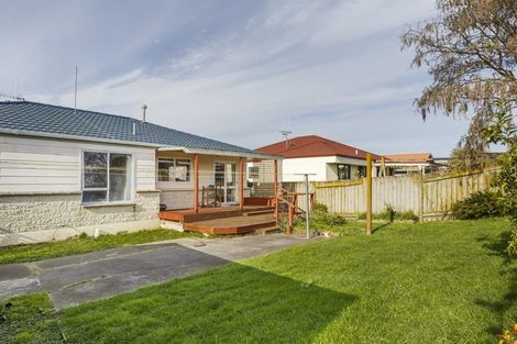 Photo of property in 38 Dalfield Place, Highbury, Palmerston North, 4412