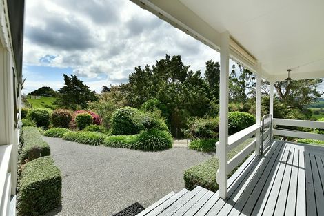 Photo of property in 167 Anderson Road, Helensville, 0875