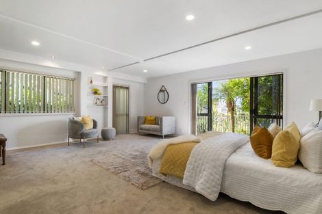 Photo of property in 11 Houhere Close, Albany, Auckland, 0632