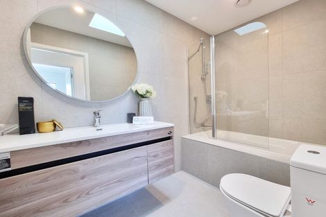 Photo of property in 952b East Coast Road, Northcross, Auckland, 0632