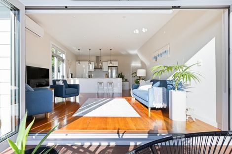 Photo of property in 12 Battery Road, Ahuriri, Napier, 4110