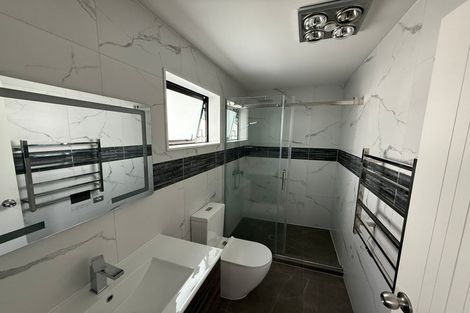 Photo of property in 8 Tiraumea Drive, Pakuranga, Auckland, 2010