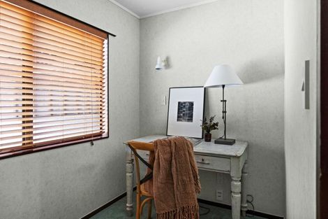 Photo of property in 2 Te Mata Peak Road, Havelock North, 4130