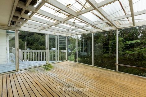 Photo of property in 27 Ngahere Street, Stokes Valley, Lower Hutt, 5019