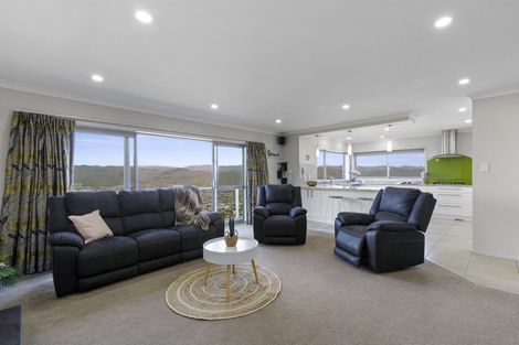 Photo of property in 34 Arahiwi Grove, Tirohanga, Lower Hutt, 5010