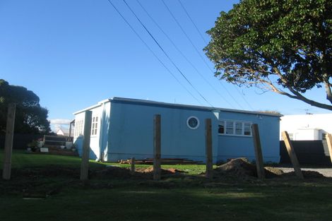 Photo of property in 5 Guthrie Street, Waterloo, Lower Hutt, 5011