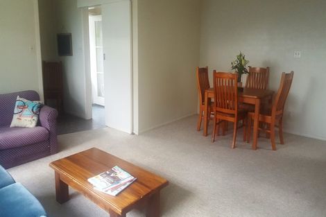 Photo of property in 3/2 Saltburn Road, Milford, Auckland, 0620