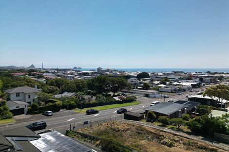Photo of property in 85c Eliot Street, New Plymouth, 4310