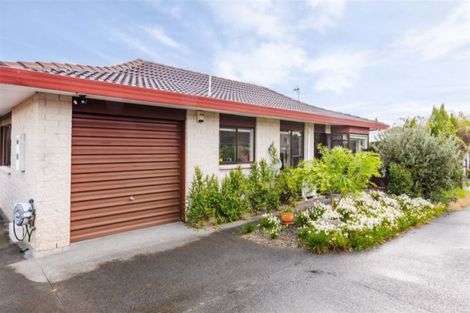Photo of property in 1/41a Titirangi Road, New Lynn, Auckland, 0600