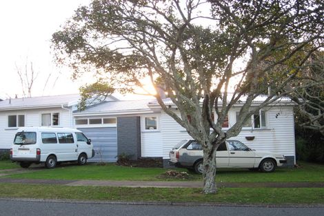 Photo of property in 1 Willow Road, Hillcrest, Hamilton, 3216