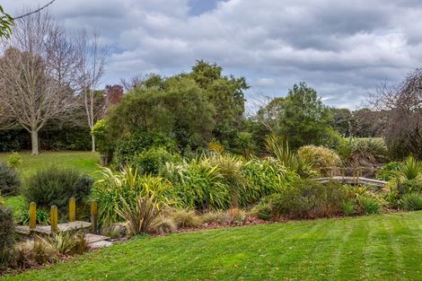 Photo of property in 841 Cowper Road, Dannevirke, 4976