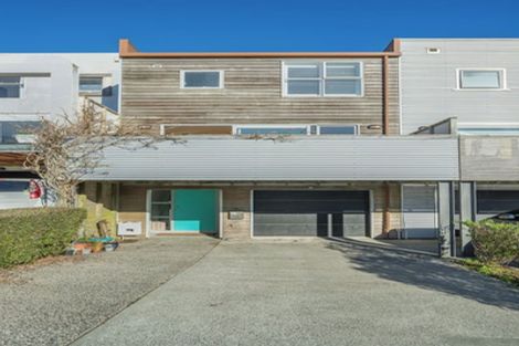 Photo of property in 70 Saddleback Grove, Karori, Wellington, 6012