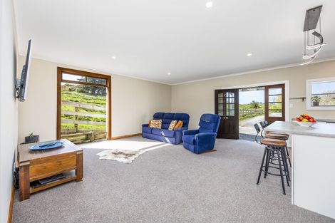 Photo of property in 27 Church Hill Road, Port Albert, Wellsford, 0973