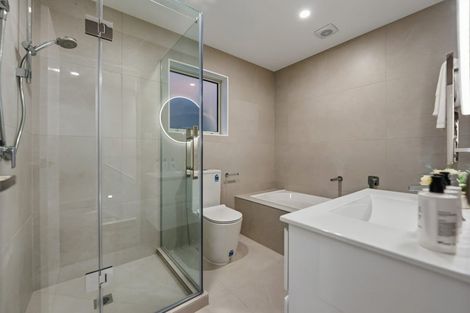 Photo of property in 6a Kaimai Avenue, Massey, 0614