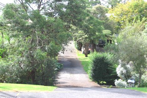 Photo of property in 15 Ribblesdale Road, Henderson, Auckland, 0612