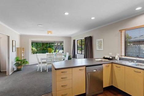 Photo of property in 130 Weggery Drive, Waikanae Beach, Waikanae, 5036