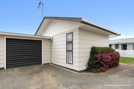 Photo of property in 2d Roberts Avenue, Aramoho, Whanganui, 4500