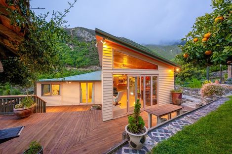 Photo of property in 30 Airlie Street, Glenduan, Nelson, 7071