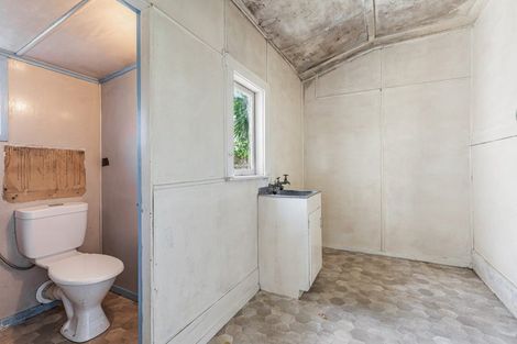 Photo of property in 1/36 Rimu Street, New Lynn, Auckland, 0600