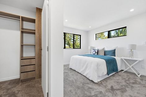 Photo of property in 7b September Place, Forrest Hill, Auckland, 0620