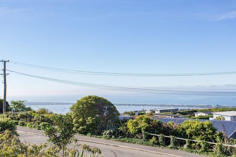 Photo of property in 2/54 Belleview Terrace, Mount Pleasant, Christchurch, 8081