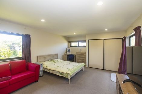 Photo of property in 12 Kamahi Place, Bishopdale, Christchurch, 8051